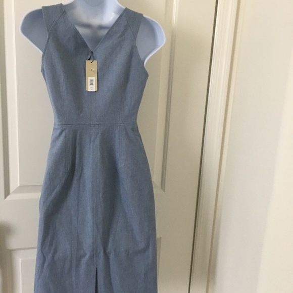 NWT BANANA REPUBLIC Fitted Alight Blue Dress V Neck Size 0P. - Picture 3 of 5